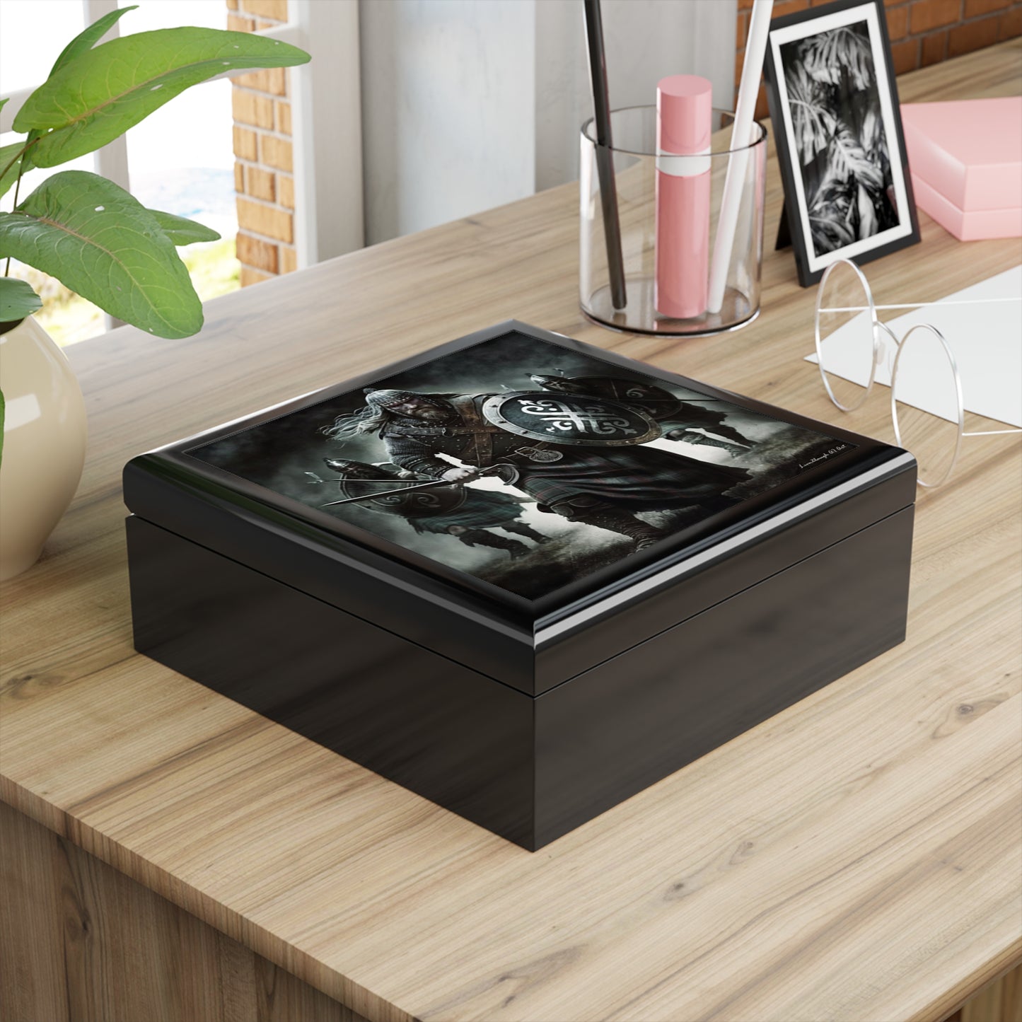 Viking's Stance, Black or Brown Jewelry Box