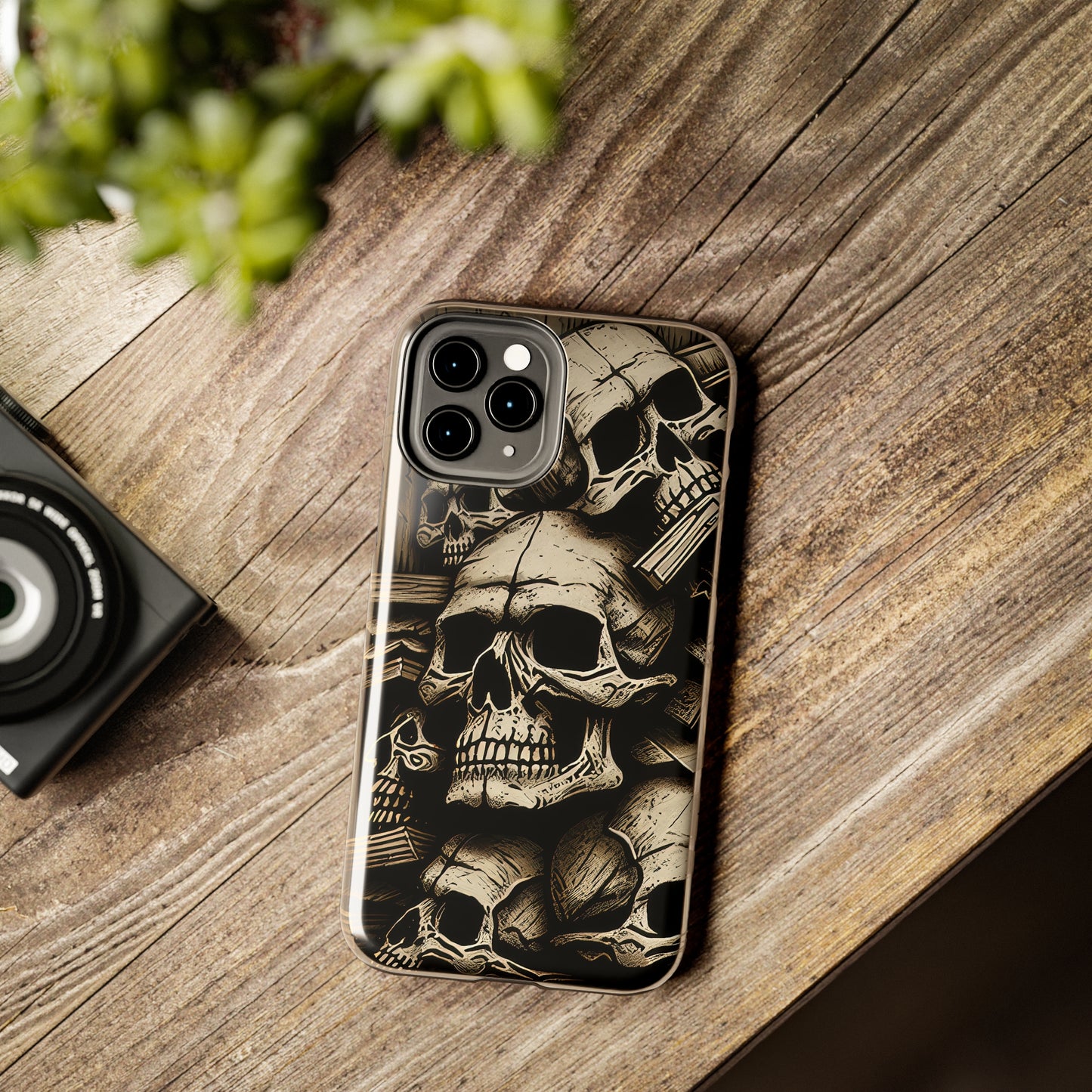 Metallic Chrome Skulls and classic Designed 14 Tough Phone Cases