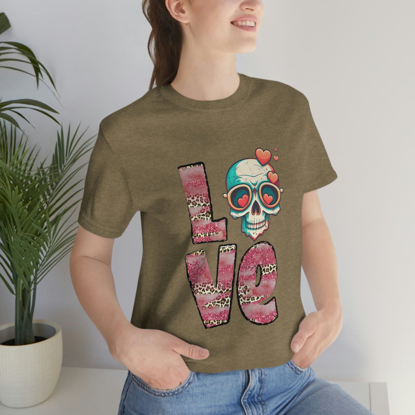 Love Valentine Skull With Red Roses Unisex Jersey Short Sleeve Tee