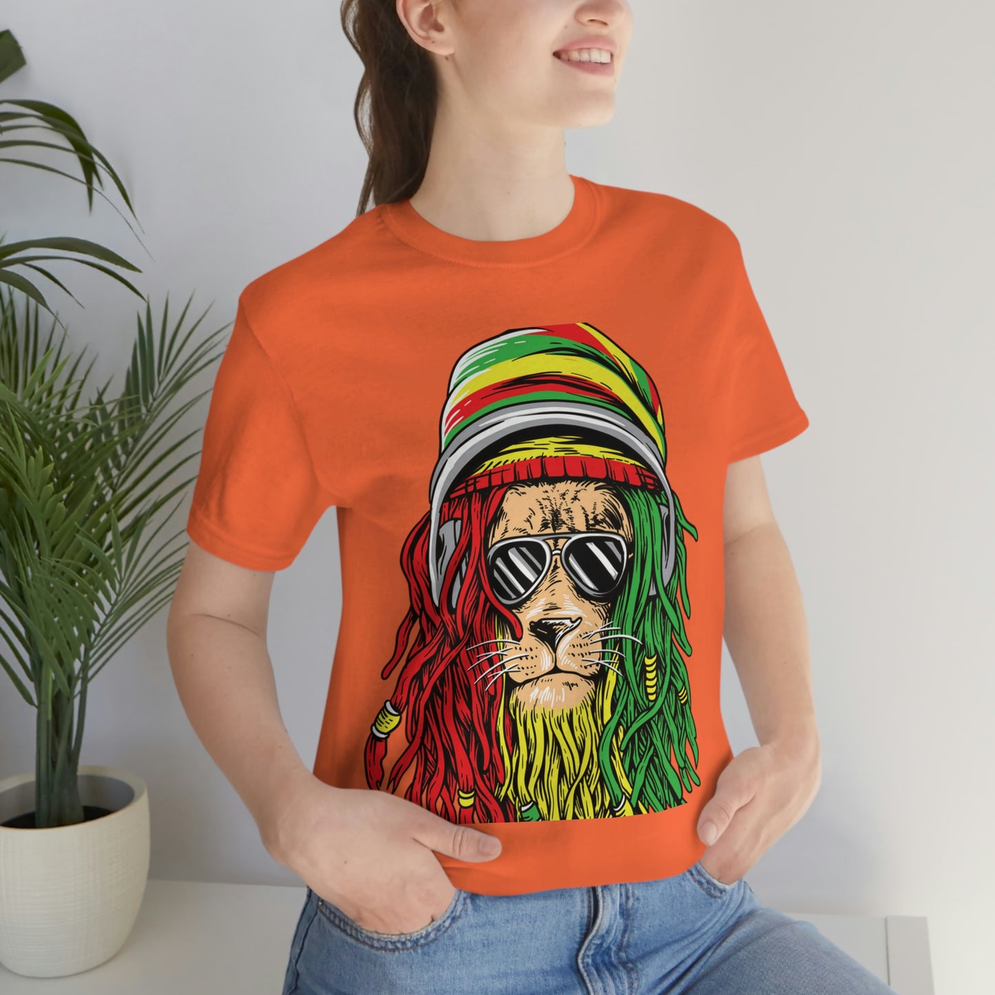 Reggae Lion With Dread locks with Hat, Unisex Jersey Short Sleeve Tee