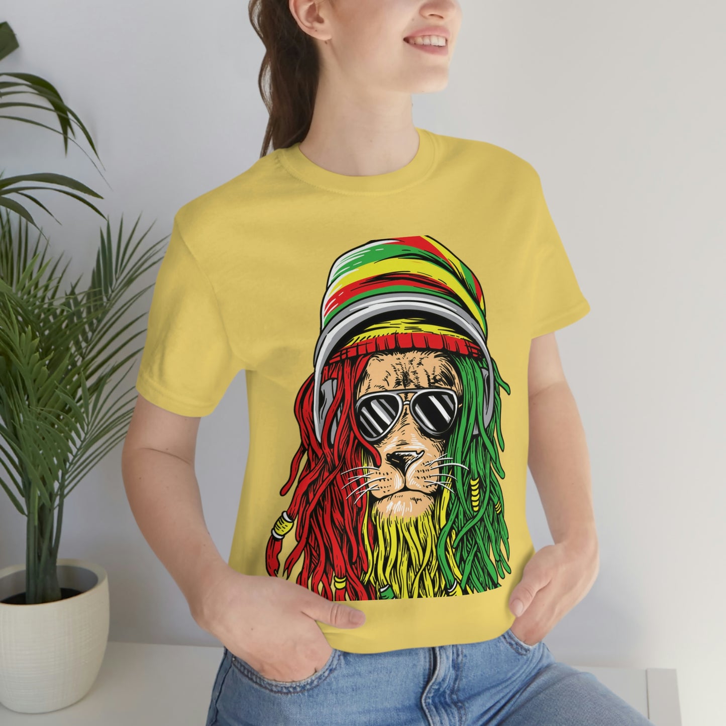 Reggae Lion With Dread locks with Hat, Unisex Jersey Short Sleeve Tee