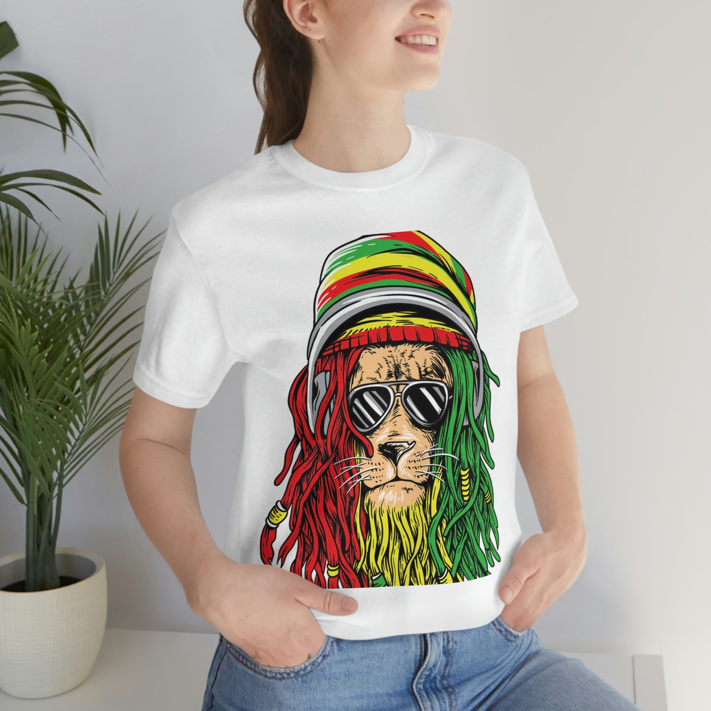 Reggae Lion With Dread locks with Hat, Unisex Jersey Short Sleeve Tee