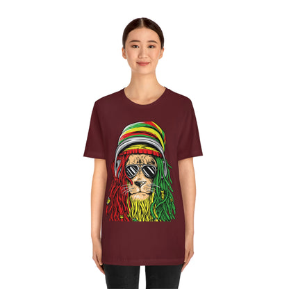 Reggae Lion With Dread locks with Hat, Unisex Jersey Short Sleeve Tee