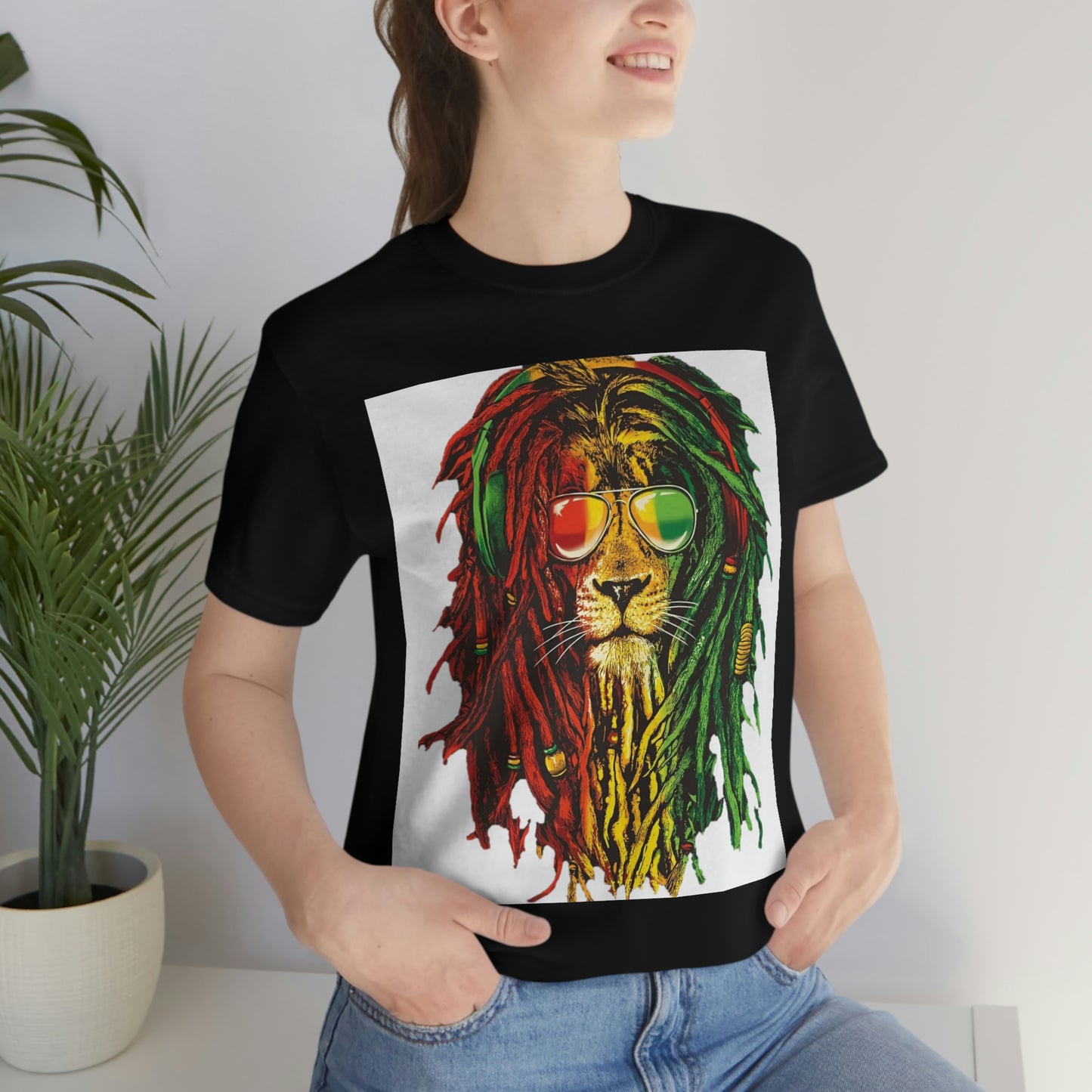 Reggae Lion With Dread locks, Unisex Jersey Short Sleeve Tee