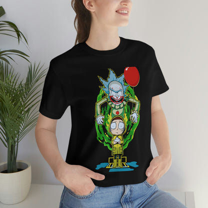 Scary Clown With Red Balloon And Kid In Yellow Rain Jacket - It Cover Unisex Jersey Short Sleeve Tee