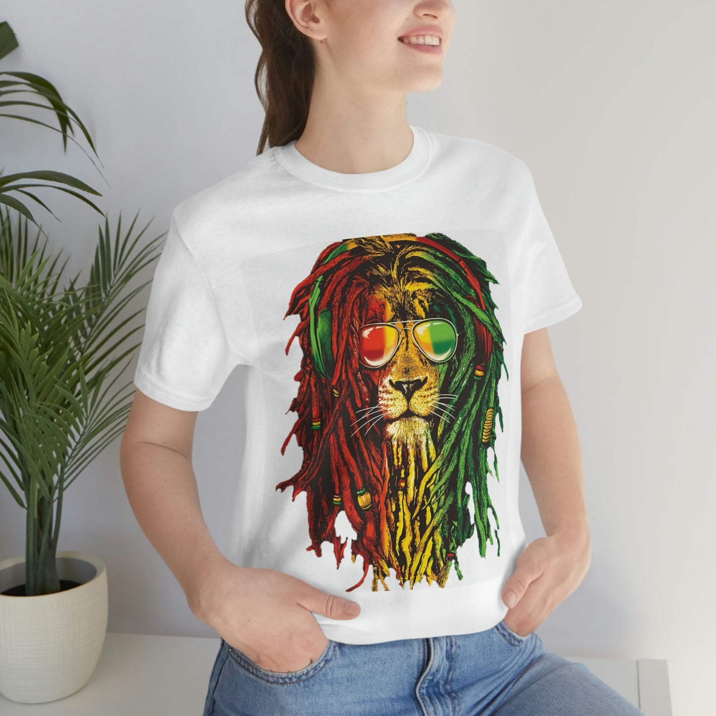 Reggae Lion With Dread locks, Unisex Jersey Short Sleeve Tee