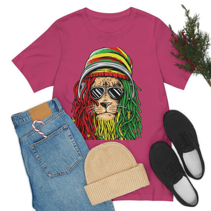 Reggae Lion With Dread locks with Hat, Unisex Jersey Short Sleeve Tee